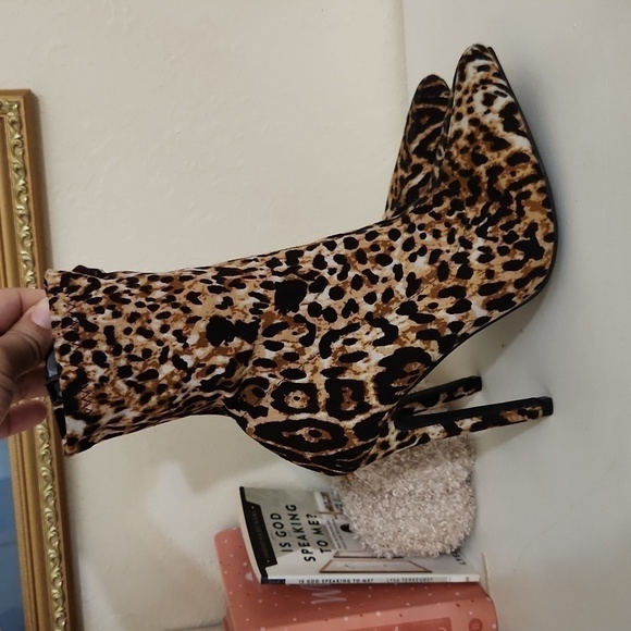 New Leopard print Boots Fall Winter Contemporary Formal Party Holidays Photos - Picture 6 of 11